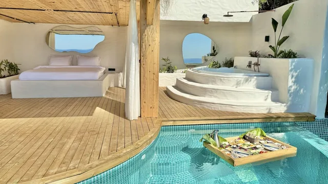 King Bed, Full Sea View, Private Pool, Hot Tub، Seaview Faralya Boutique Hotel 3/3