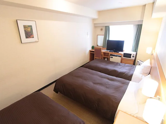 غرفة ثلاثية بثلاثة أسرّة، Hotel Livemax BUDGET Yokohama Kannai 2/3