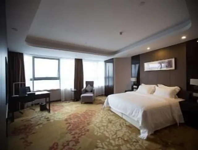 Deluxe, King Bed, Ramada by Wyndham Wuhu 1/1