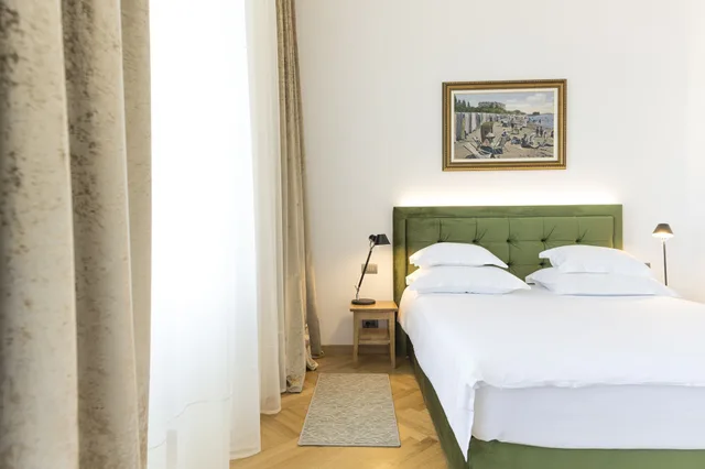 Superior, Twin Beds, Murphy Bed, Partial Sea View، Hotel Miramare 5/6