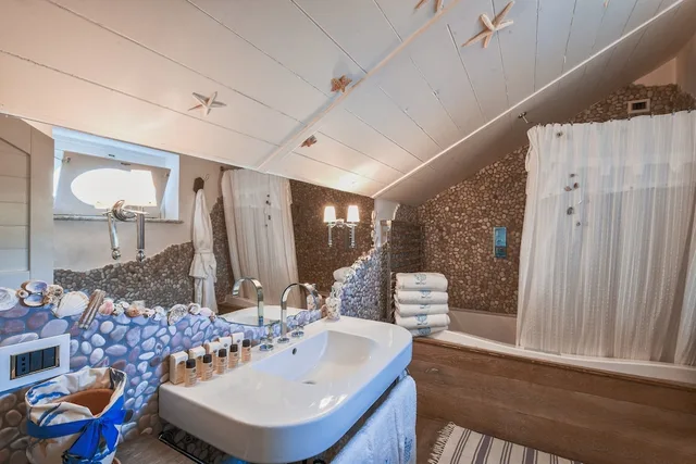 Apartment, 1 Single and 2 Queen Beds, Sea View, Annex, Main Building, Ravello Art Hotel Marmorata 7/7