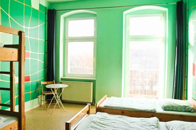 سكن مشترك مختلط بأربعة أسرّة، Sunflower Hostel 1/9