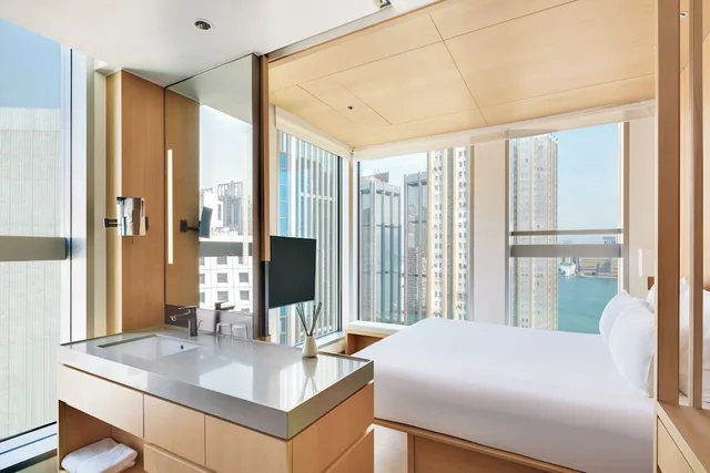 Superior, King Bed, Harbour Side، AKI Hotel Hong Kong - MGallery Collection 4/4