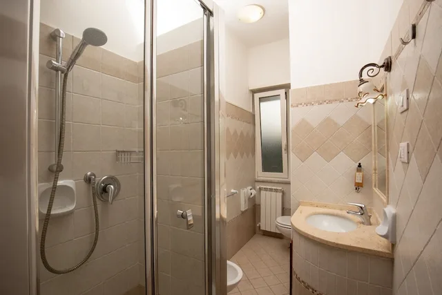 غرفة ثلاثية بسرير مزدوج وسرير فردي، Casa Yvorio 4/8