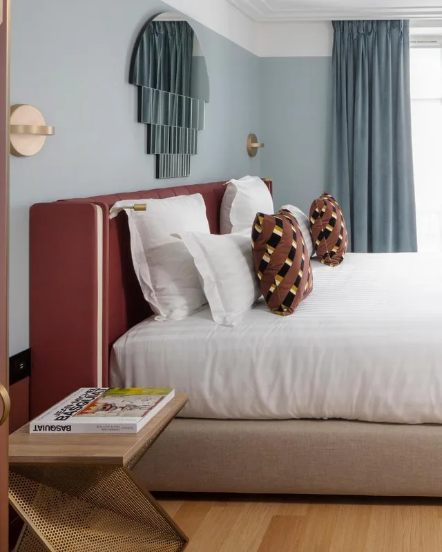 غرفة قياسية، Hotel Parisianer 2/2