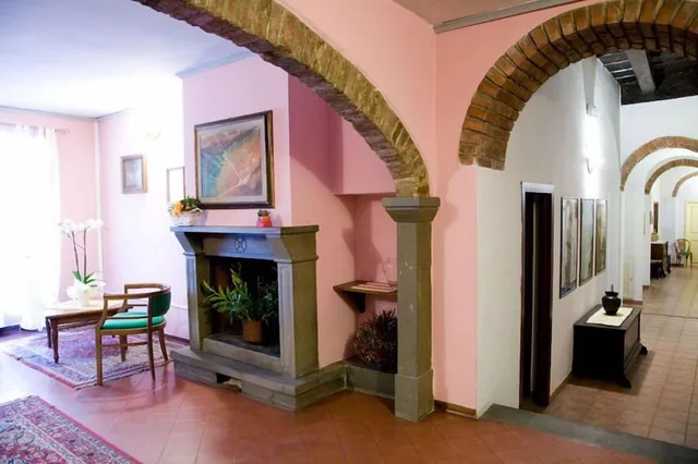 Borgo Antico Hotel، Arezzo 46/61