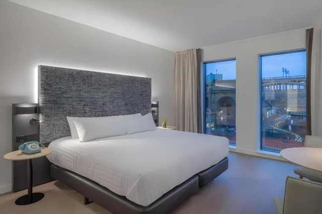 Connecting, Town House, Suite, King Bed، INNSIDE Newcastle 4/7