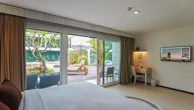 Deluxe, Pool Side، Sono Belle Bali Legian 4/9