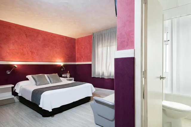 غرفة بسرير مزدوج، H Hotel 2/4