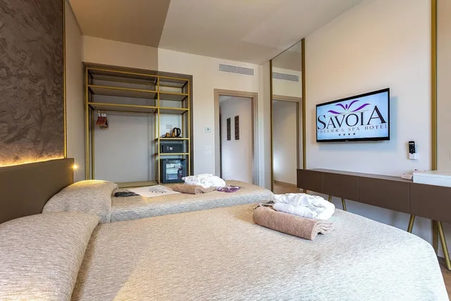 غرفة بسرير مزدوج أو سريرين منفصلين، Savoia Thermae Spa 4/10