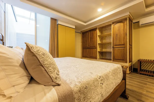Deluxe, Double Bed, Hotel Du Parc 2/10