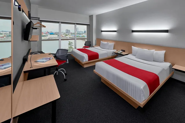 غرفة قياسية رباعية، City Express Plus by Marriott Patio Universidad 2/3