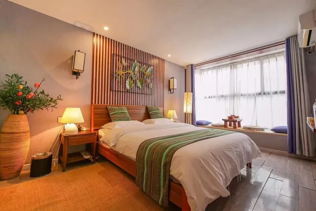 غرفة بسرير كينج، Secret Courtyard Resort Hotel 5/10
