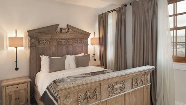 Royal, Suite, Queen Bed, Building B، HOTEL PORT-ROYAL 2/2