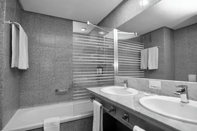 غرفة بسرير كينج بإطلالة على البحر، Hotel Puerto Palace 10/10