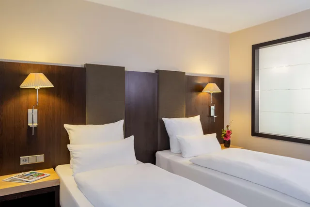 غرفة بسرير مزدوج، Nh Stuttgart Airport 3/10