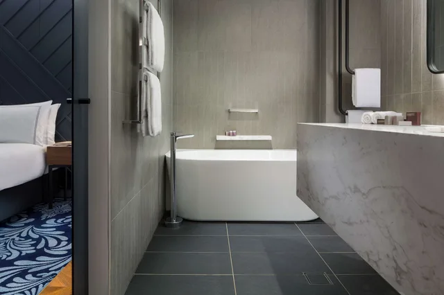 West, Suite, King Bed، West Hotel Sydney Curio Collection By Hilton 7/7