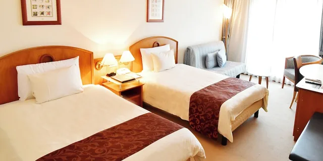 غرفة قياسية بسريرين منفصلين مع أريكة بحوض جاكوزي، Hotel Bellmare 1/2
