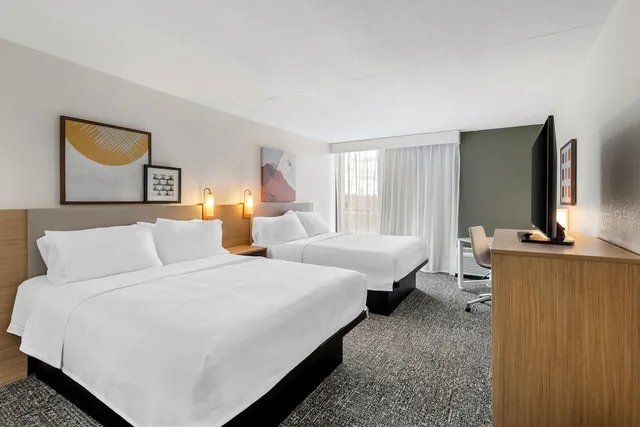 Room, 2 Queen Beds, Accessible, Spark by Hilton Akron Fairlawn 2/3