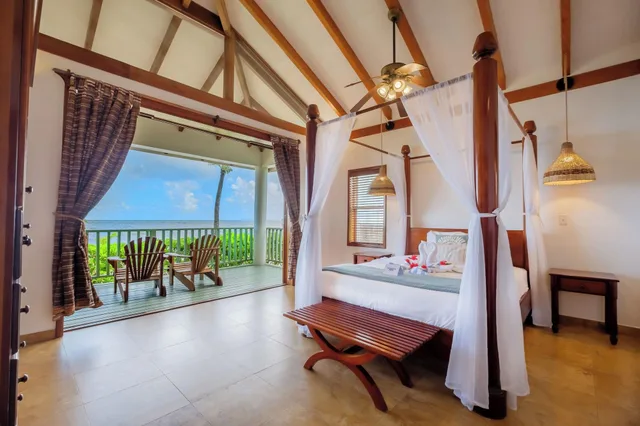 3 Bedrooms, Villa, Beach Front, Kitchen، Hopkins Bay Belize, a Muy'Ono Resort 1/4