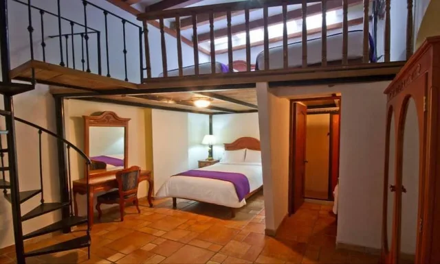 غرفة ثلاثية بسريرين مزدوجين، Hotel Meson del Mar 1/2