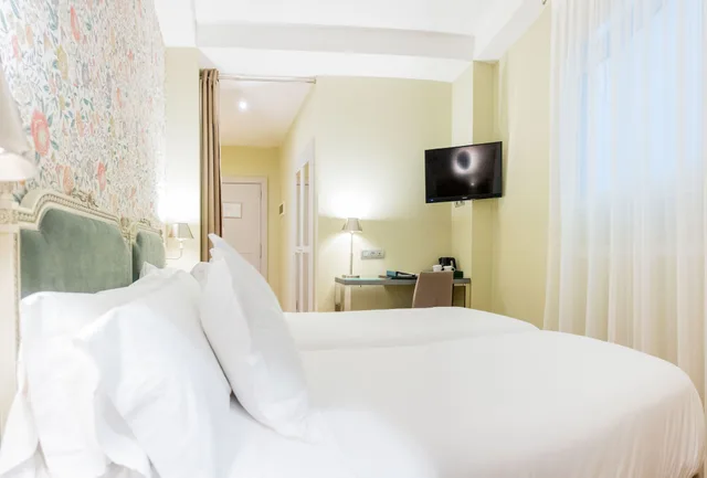 غرفة بسريرين منفصلين، Meninas Hotel 4/6