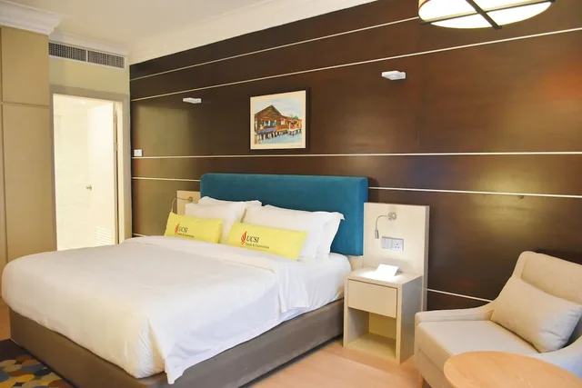 جناح جونيور بسرير كينج، UCSI HOTEL KUCHING 3/6