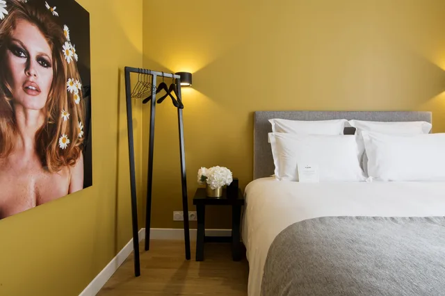 غرفة سوبيريور بسرير كوين بشرفة، Mathis Elysees Matignon 3/5