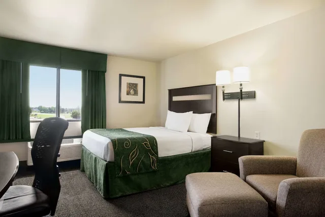 غرفة بسرير كوين، Baymont By Wyndham Glenwood 2/4
