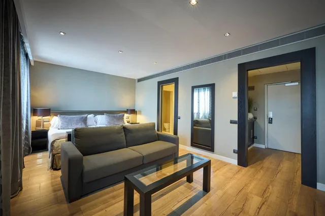Junior Suite, 2 Double Beds, Hotel Catalonia Ramblas 2/3