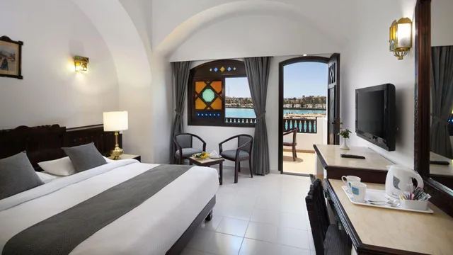 غرفة بإطلالة على البحر، Arabella Azur Resort 2/2