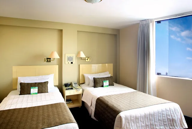 غرفة ثلاثية بثلاثة أسرّة، Embajadores Hotel 3/4