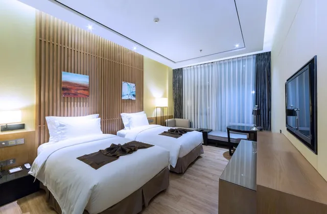 غرفة سوبيريور بسريرين منفصلين، Palm Spring Hotel 4/8
