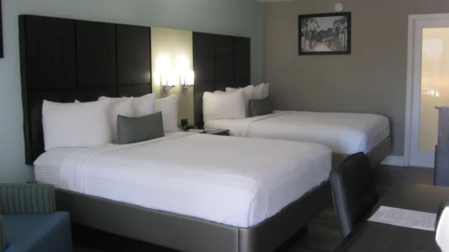 جناح بسريرين كوين، Best Western Historical Inn 3/6
