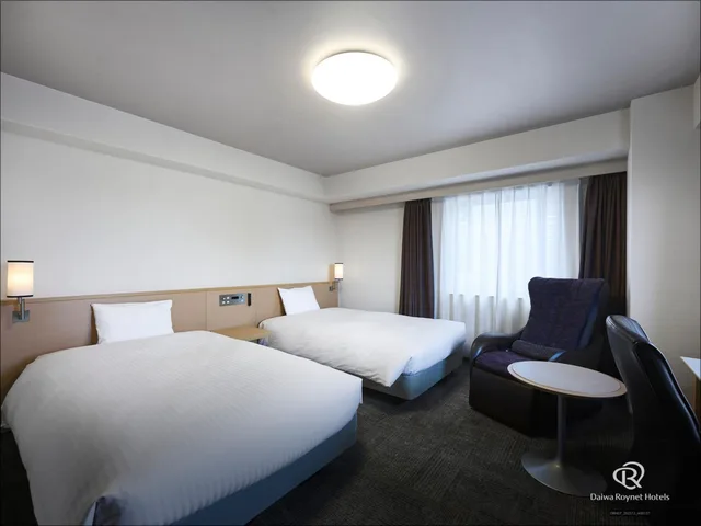 Semi Room, Triple, Single Bed, 2 Semi Double Beds، Daiwa Roynet Hotel Hakata Gion 2/2