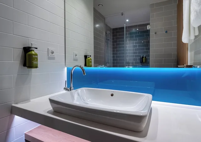 Standard, Single Bed, Holiday Inn Express Munich North, an IHG Hotel 4/4