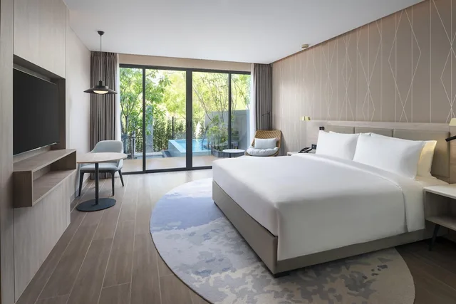 Superior, Twin Beds, with Pool, Radisson Blu Resort, Phuket Mai Khao Beach 2/10