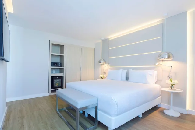 غرفة عائلية بسرير كينج، Nh Monterrey La Fe 2/5