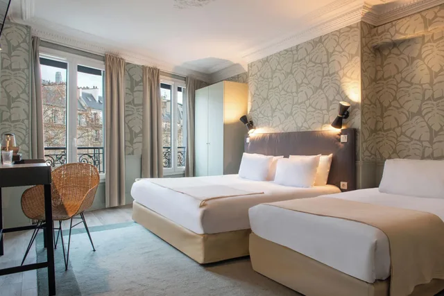 غرفة ديلوكس ثلاثية، Hotel Avama Prony 1/3