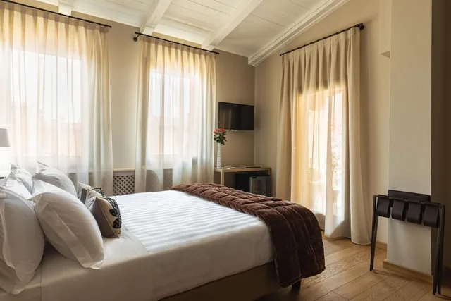 غرفة سوبيريور بسرير مزدوج، Porta San Mamolo Hotel 1/5