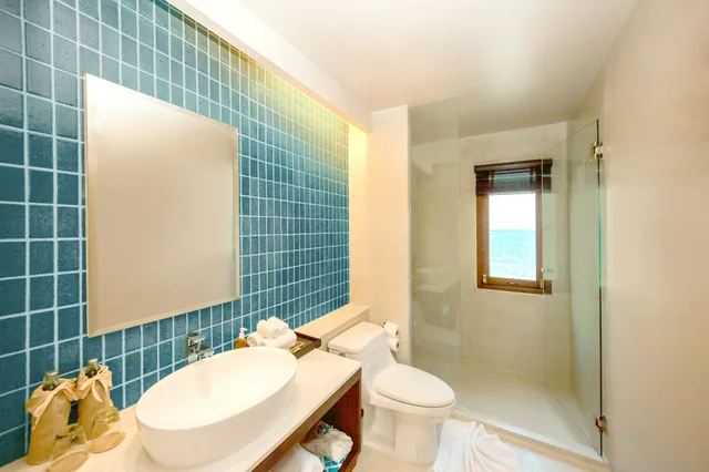 Rasa, King Bed, Ocean View, Buri Rasa Village Phangan 2/2