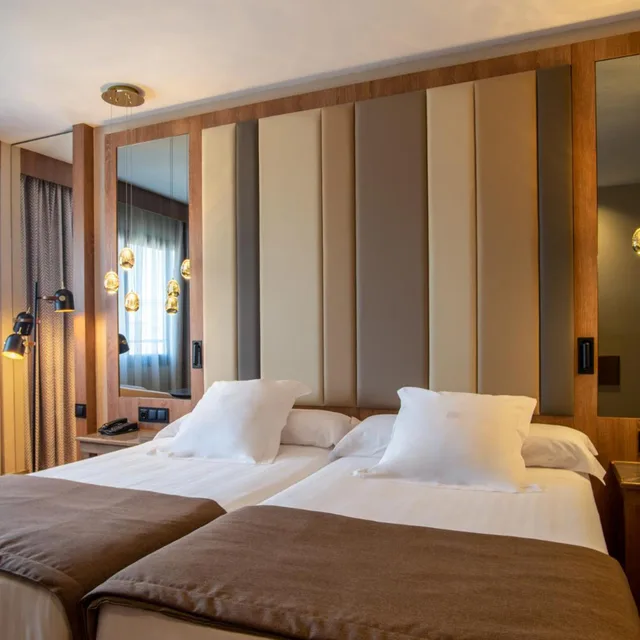 Room, Double Bed, Granada Center 2/10