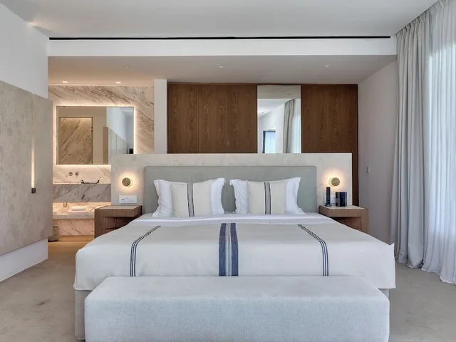 Pool, Suite, King Bed, Terrace، Cali Mykonos 2/10