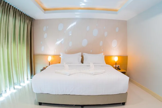 غرفة عائلية بشرفة، The Peak Chanthaburi Hotel 1/3
