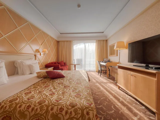 غرفة سوبيريور عائلية بإطلالة على الجبل، Splendid Conference Spa Resort 1/5
