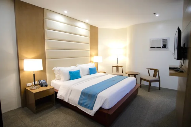 Room, King Bed, Citi Park Hotel Cebu powered by Cocotel 1/2