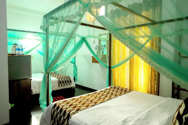 غرفة ديلوكس بسريرين كوين بغرفة نوم واحدة، Village Star Rest Mirissa Sri Lanka 3/7