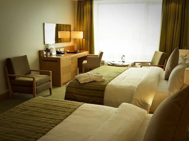 Suite, King Bed, Lagoon View, Balcony, Lounge Access، Radisson Blu Anchorage Hotel 8/10