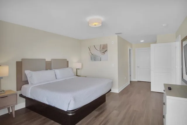 2 Bedrooms, Suite, Gulf View, Low Floor، The Avalon Club 4/10