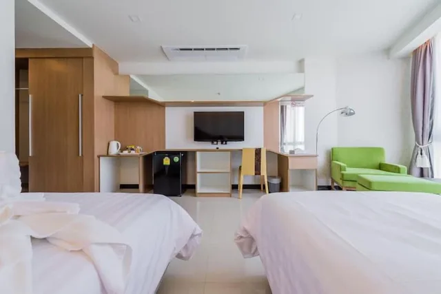 غرفة ديلوكس بسريرين منفصلين، 42C The Chic Hotel 4/8